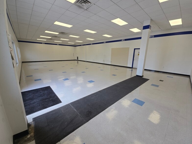 More Photos Of 5119 N Dupont Hwy, Cheswold Industrial For Lease