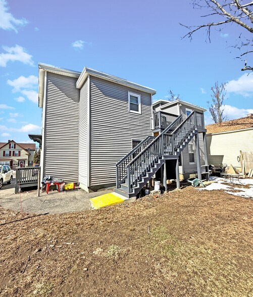 More Photos Of 21-23 Cedar St, Haverhill Apartments For Sale