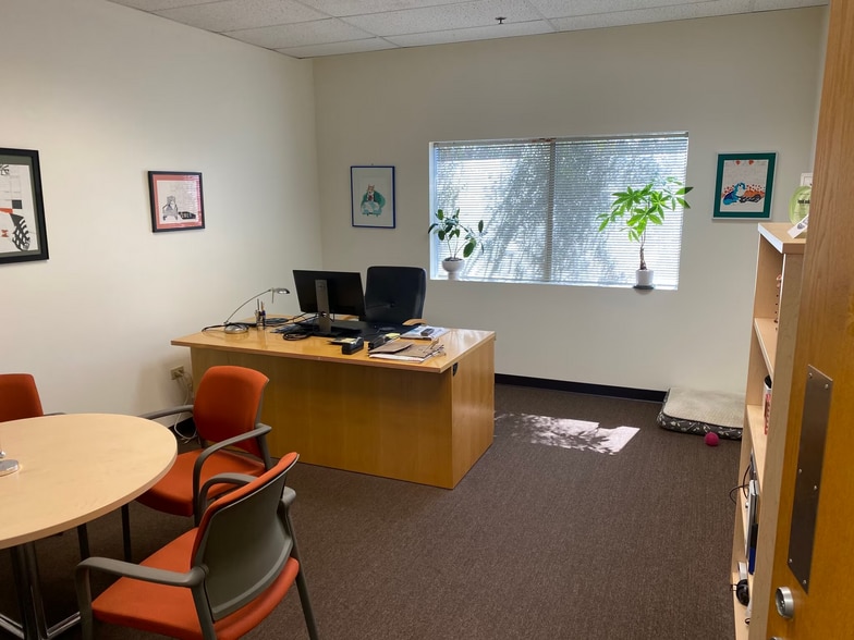 More Photos Of 525 S Douglas St, El Segundo Office For Lease