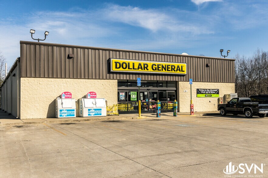 Primary Photo Of 15 Jr Furniture Rd, Irvine Freestanding For Sale