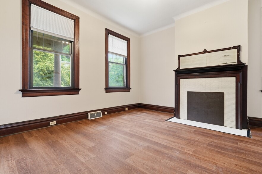 More Photos Of 215 S Braddock Ave, Pittsburgh Apartments For Sale