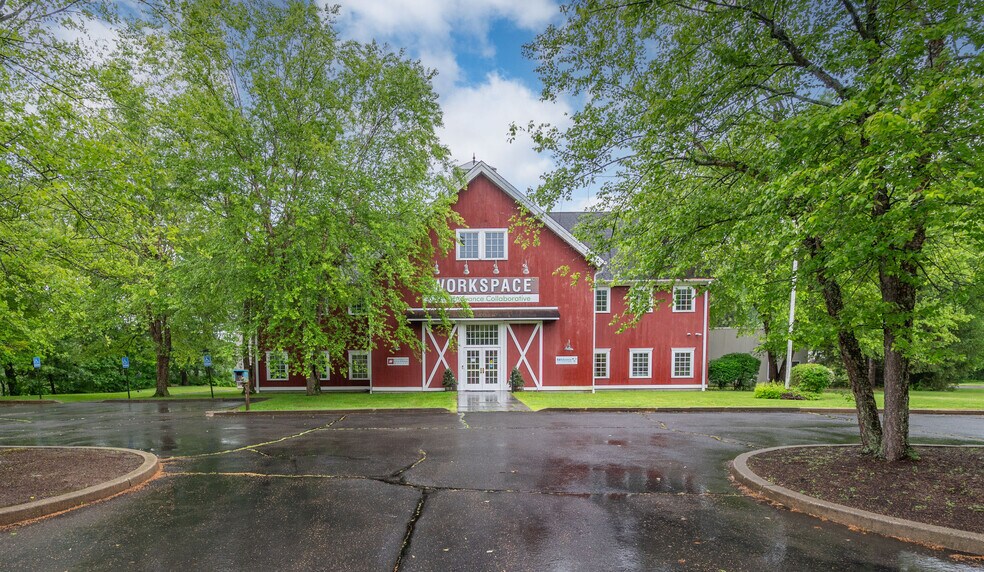 More Photos Of 16-18 Trowbridge Dr, Bethel Light Manufacturing For Sale