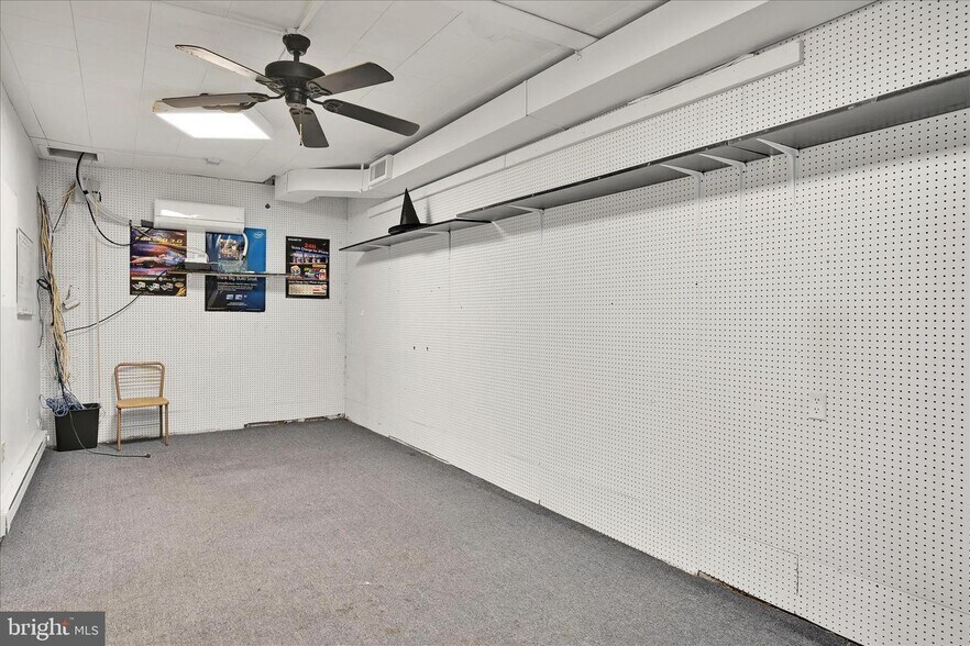 More Photos Of 325 W Main St, Kutztown Storefront Retail Residential For Lease