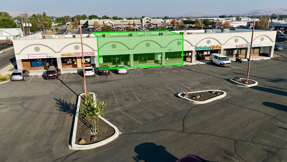 More Photos Of 1731 S 1st St, Yakima General Retail For Sale