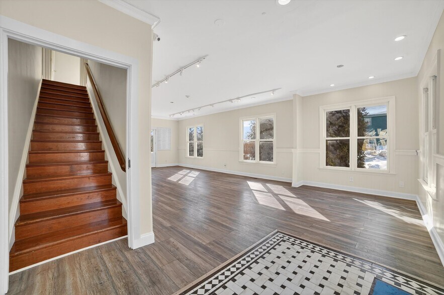 More Photos Of 470 Main St, Armonk Office For Sale