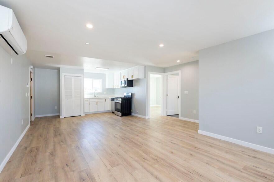 More Photos Of 3468 W 71st St, Los Angeles Apartments For Sale