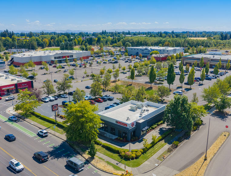 More Photos Of 550 NE Circle Blvd, Corvallis Fast Food For Sale