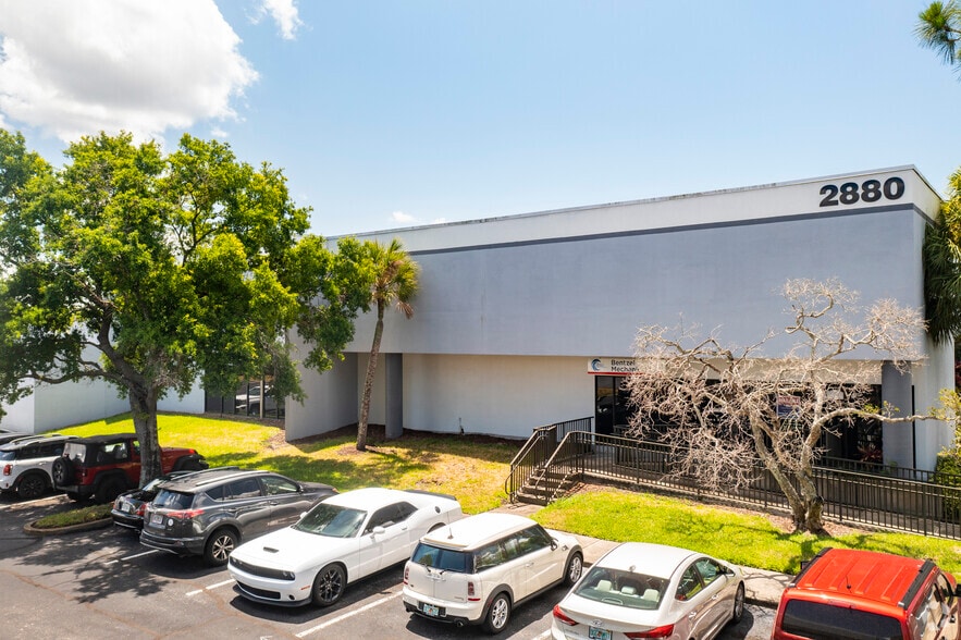 More Photos Of 2880 N Scherer Dr, Saint Petersburg Unknown For Lease