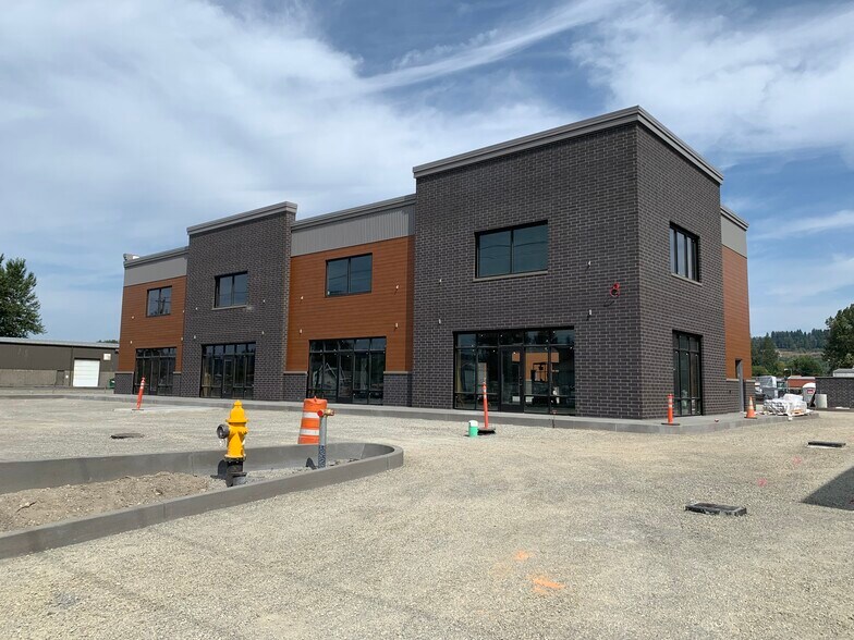 More Photos Of 1407 Valentine Ave SE, Sumner Storefront Retail Office For Lease
