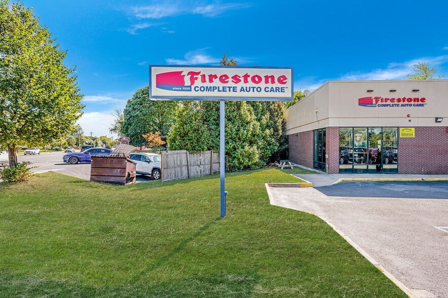 More Photos Of 10 Terryville Rd, Port Jefferson Station Auto Repair For Sale