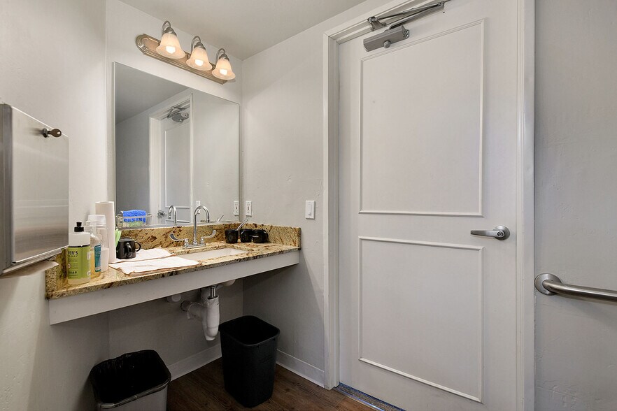 More Photos Of 100 Union St, Nevada City Office For Sale