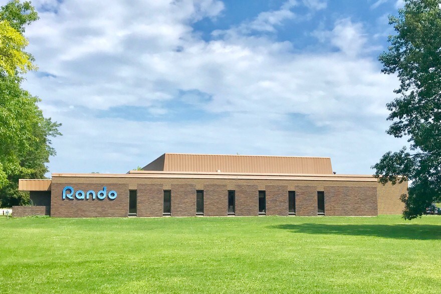 More Photos Of 1071 State Route 31, Macedon Manufacturing For Sale