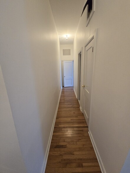 More Photos Of 129 11th St, Brooklyn Manufacturing For Lease