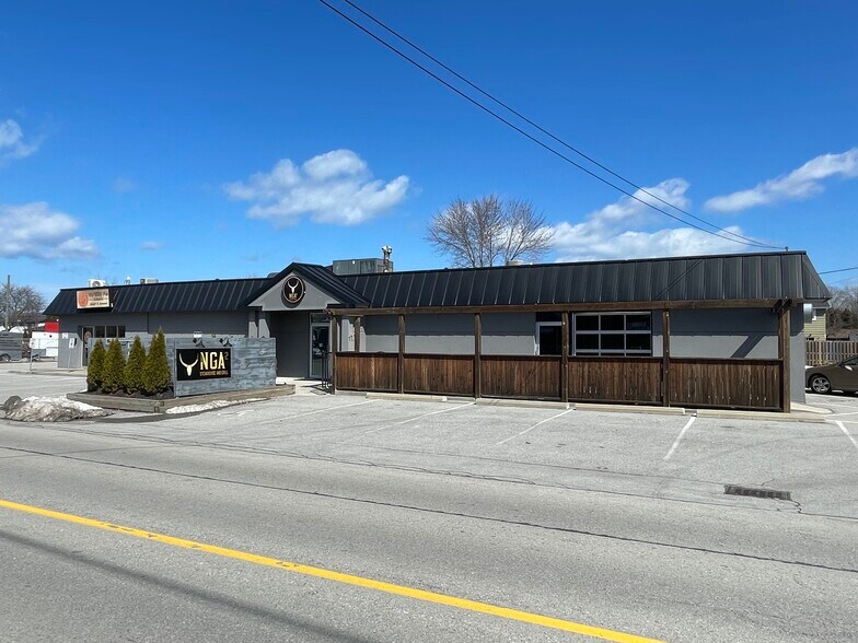 More Photos Of 14-18 Secord Dr, St Catharines Freestanding For Sale