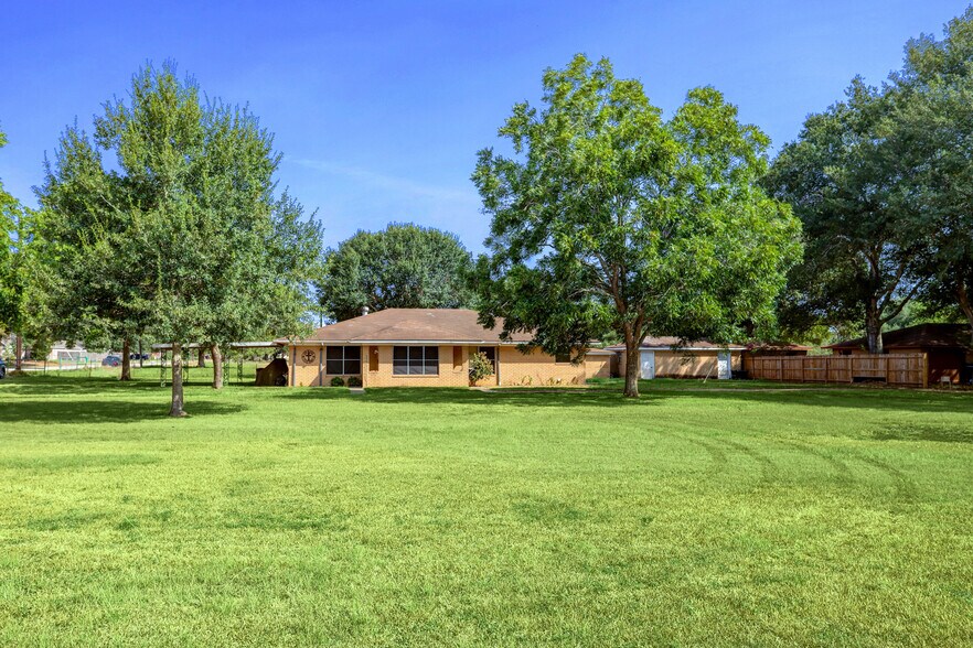 More Photos Of 1234 Frydek Rd, Sealy Land For Sale