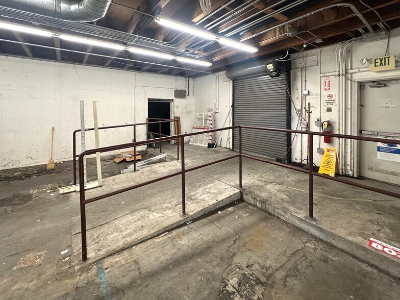 More Photos Of 411 Harris St, Eureka General Retail For Lease