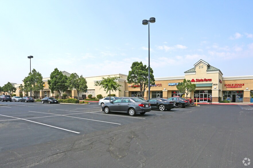 More Photos Of 2751-2883 Highland Ave, Selma Unknown For Lease