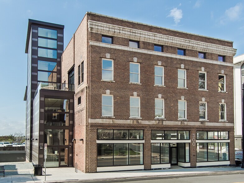 More Photos Of 300 E Main St, Durham Office Residential For Lease