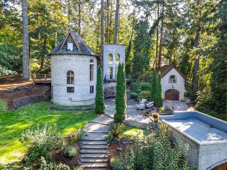 More Photos Of 1820 E 28th Ave, Eugene Multifamily For Sale