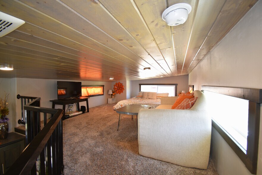 More Photos Of 3555 Yale Kilgore Rd, Island Park Multifamily For Sale