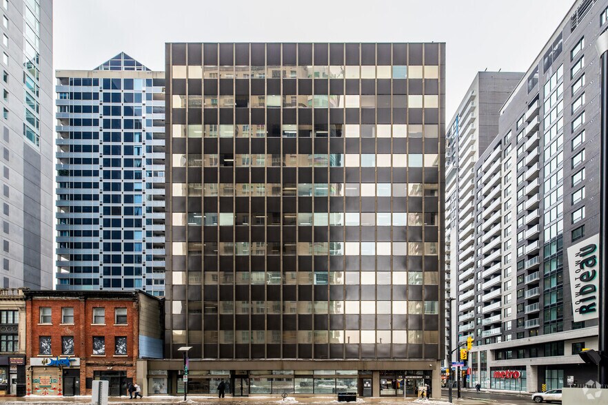 More Photos Of 400 Cumberland St, Ottawa Office For Lease
