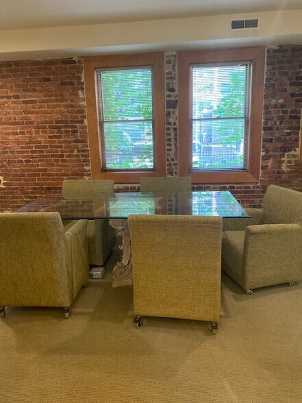 More Photos Of 2300 Wisconsin Ave NW, Washington Loft Creative Space For Lease