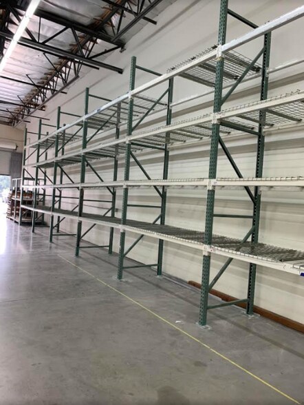 More Photos Of 8721 Aviation Blvd, Inglewood Manufacturing For Lease