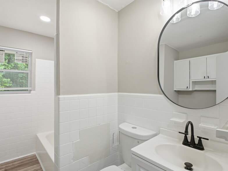 More Photos Of 306 N Jackson St, Salisbury Apartments For Sale