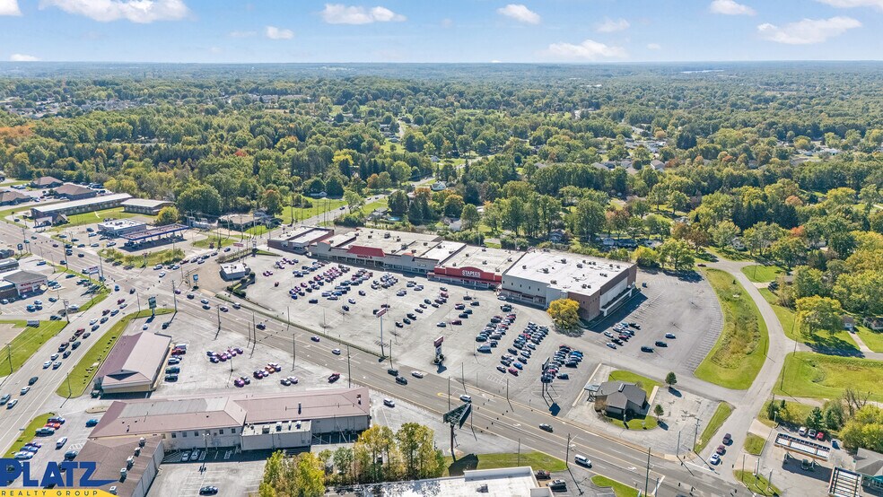 More Photos Of 6000-6080 Youngstown Warren Rd, Niles Unknown For Lease