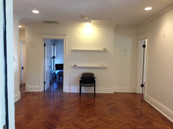 More Photos Of 121 N Washington St, Naperville Medical For Sale