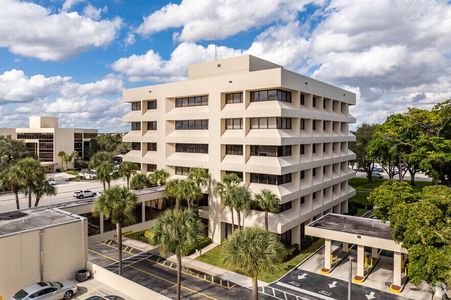 More Photos Of 4440 PGA Blvd, Palm Beach Gardens Office For Lease
