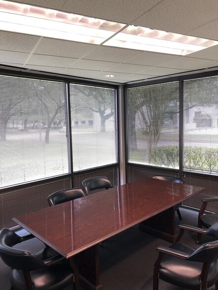 More Photos Of 5295 Hollister St, Houston Office For Sale