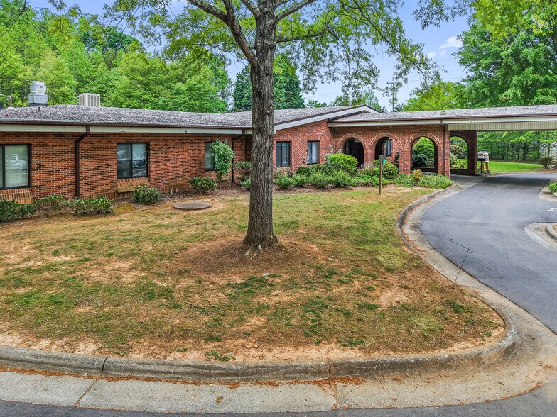 More Photos Of 5900 Bethabara Park Blvd, Winston-Salem Healthcare For Sale