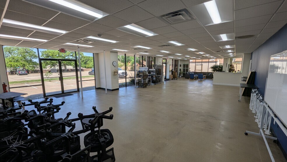 More Photos Of 315 Harwood Rd, Bedford Loft Creative Space For Lease