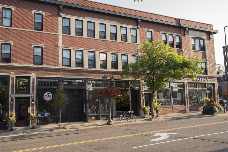 More Photos Of 1581-1593 Selby Ave, Saint Paul Storefront Retail Office For Lease