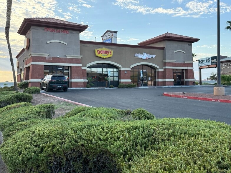 More Photos Of 7091 W Craig Rd, Las Vegas General Retail For Lease