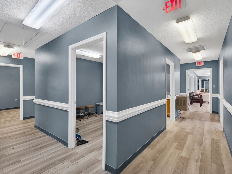 More Photos Of 1424 E Franklin St, Monroe Medical For Sale