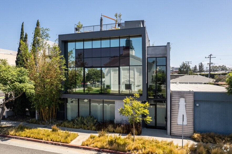 More Photos Of 1507 20th St, Santa Monica Loft Creative Space For Sale
