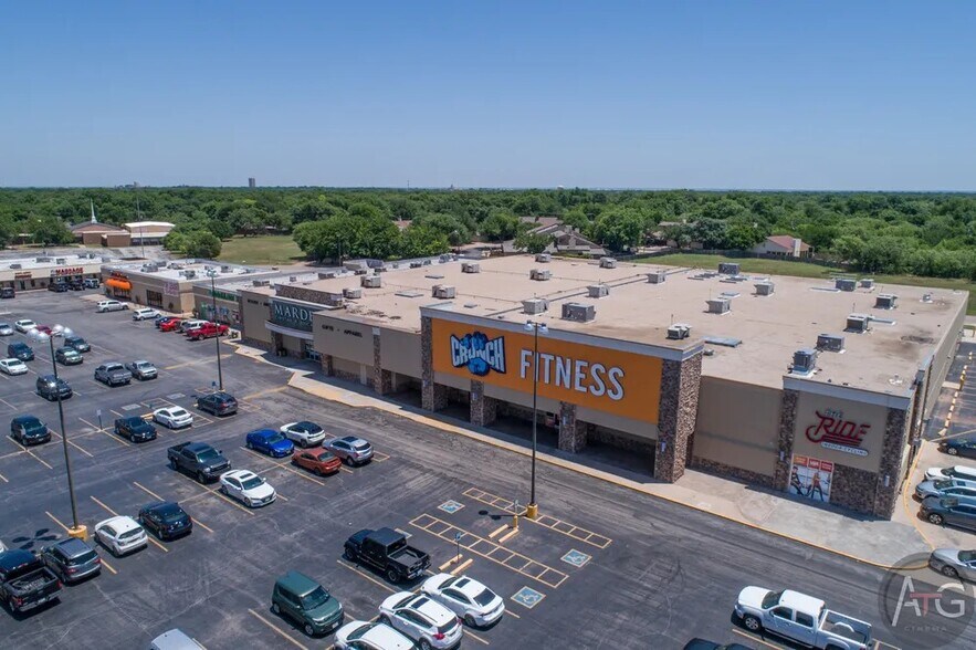 More Photos Of 4603-4621 S 14th St, Abilene Unknown For Lease