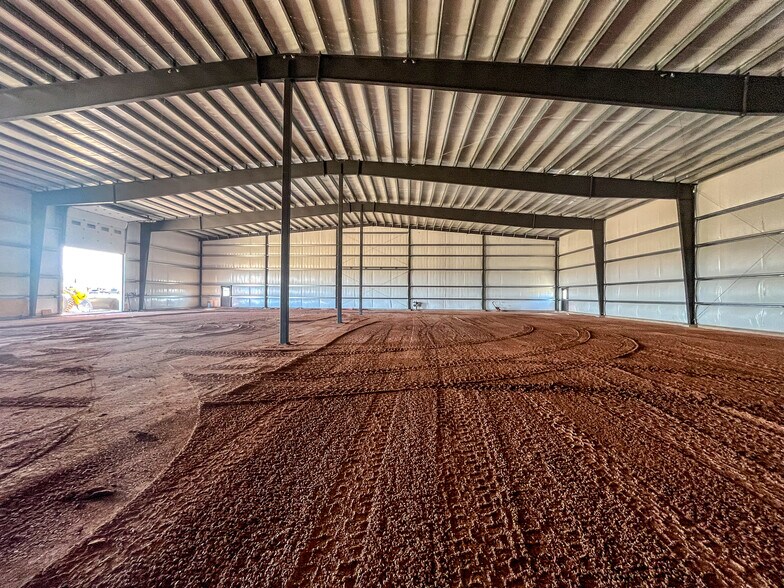 More Photos Of 4754 Mall Dr, Box Elder Warehouse For Lease