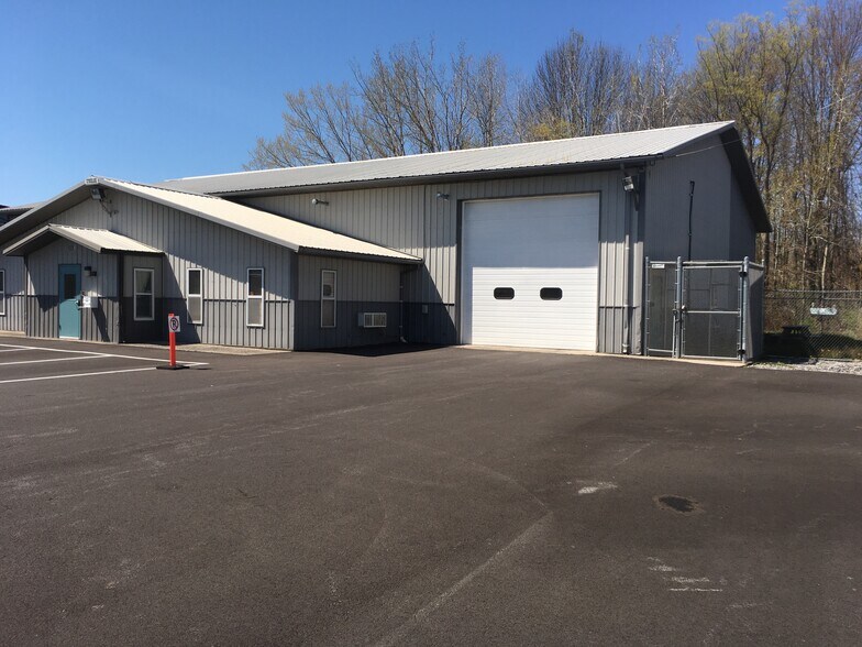 More Photos Of 6263 Taft Rd, Syracuse Warehouse For Lease