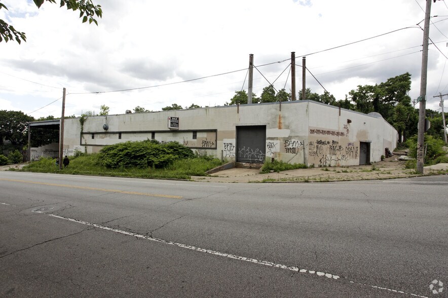 More Photos Of 1950 E Logan St, Philadelphia Warehouse For Sale
