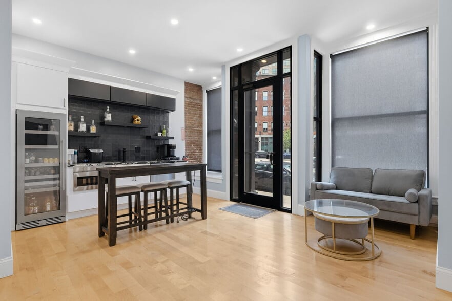 More Photos Of 129-131 N Washington St, Boston Storefront Retail Office For Sale