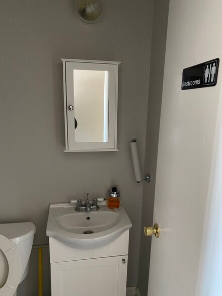 More Photos Of 2208-2412 State Route 52, Pine Bush Freestanding For Lease