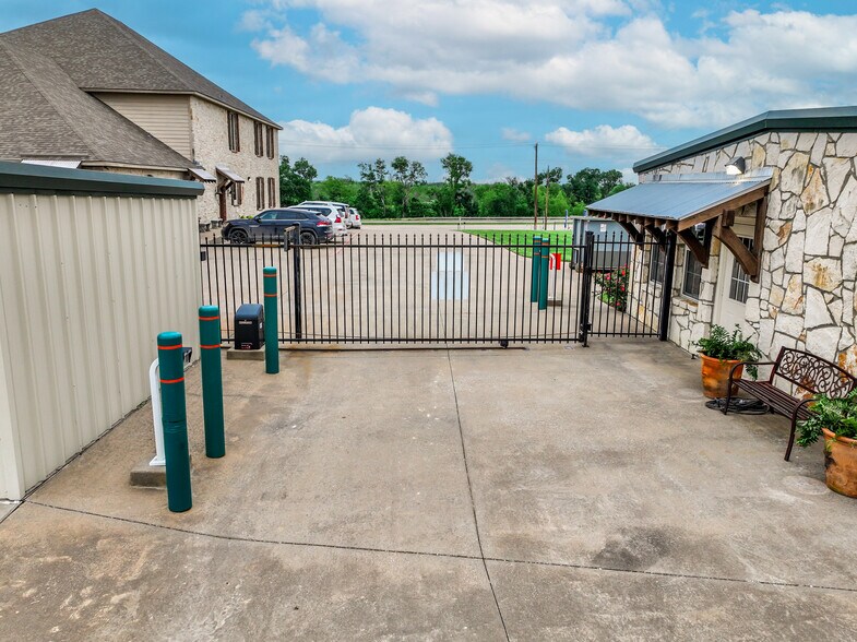 More Photos Of 10945 State Highway 78, Lavon Self Storage For Sale
