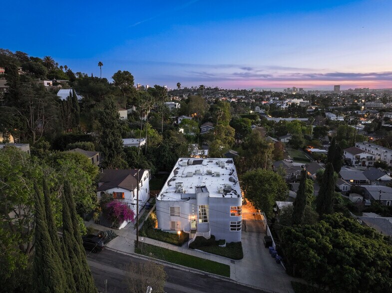 More Photos Of 4018 Camero Ave, Los Angeles Apartments For Sale