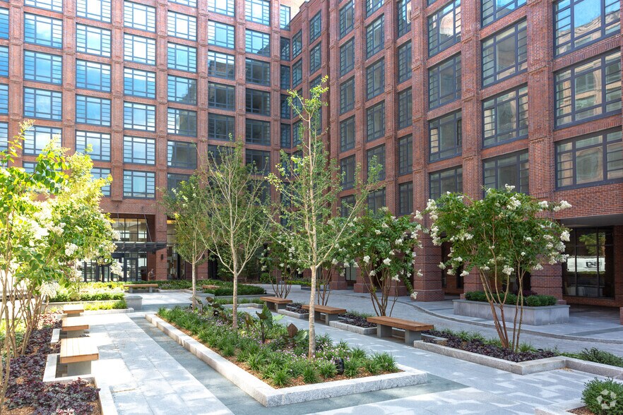 More Photos Of 199 2nd St, Mineola Apartments For Lease