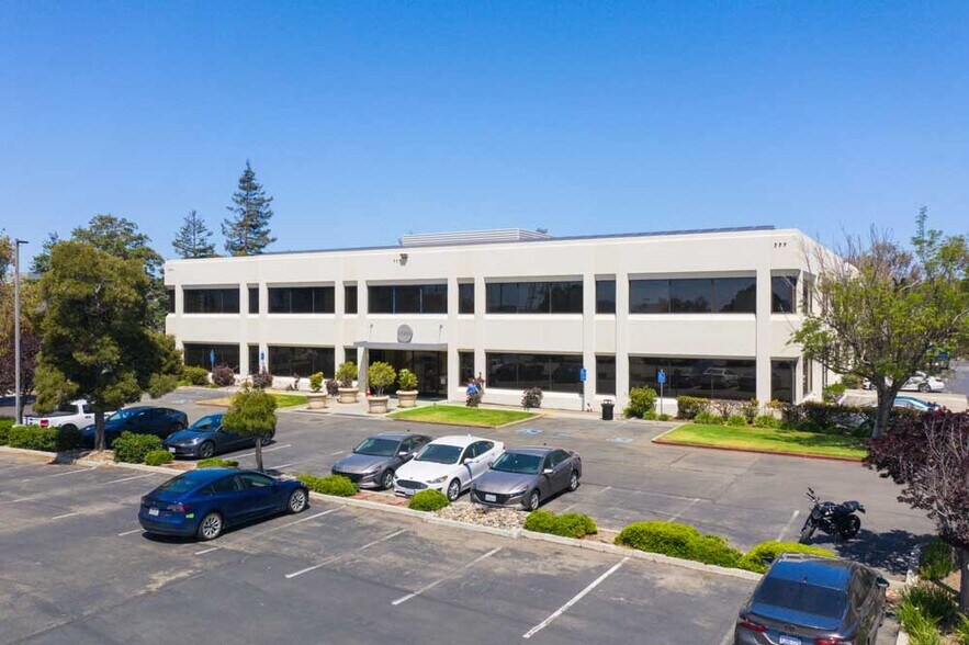More Photos Of 42501 Albrae St, Fremont Medical For Lease