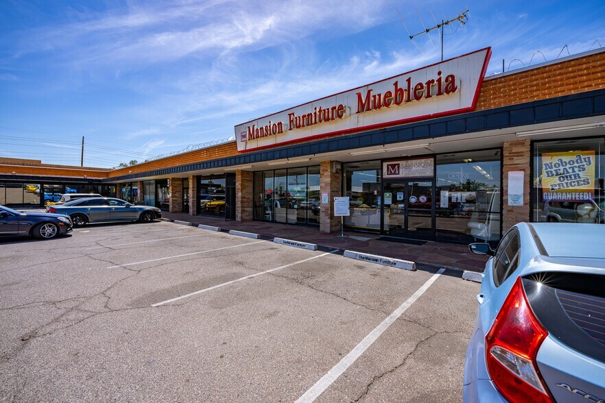 More Photos Of 1733-1737 E McDowell Rd, Phoenix General Retail For Lease