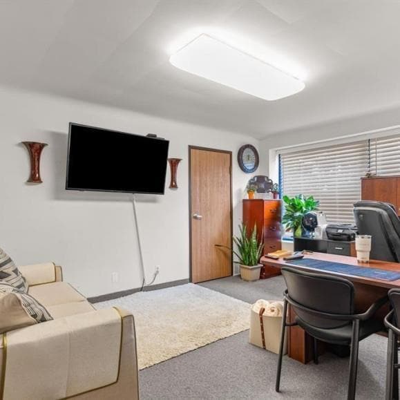 More Photos Of 3020 Oakwood Blvd, Melvindale Office For Lease